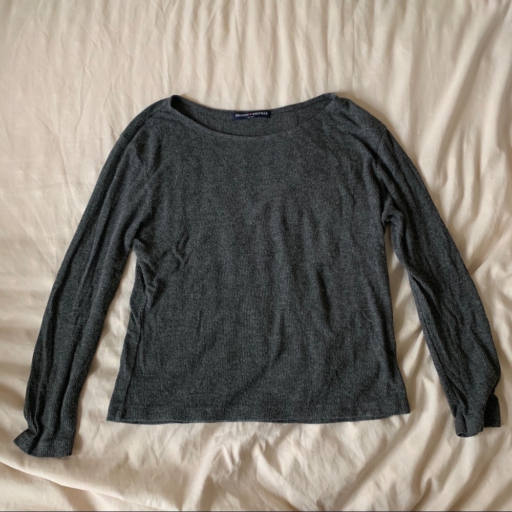 Brandy Melville long sleeve top